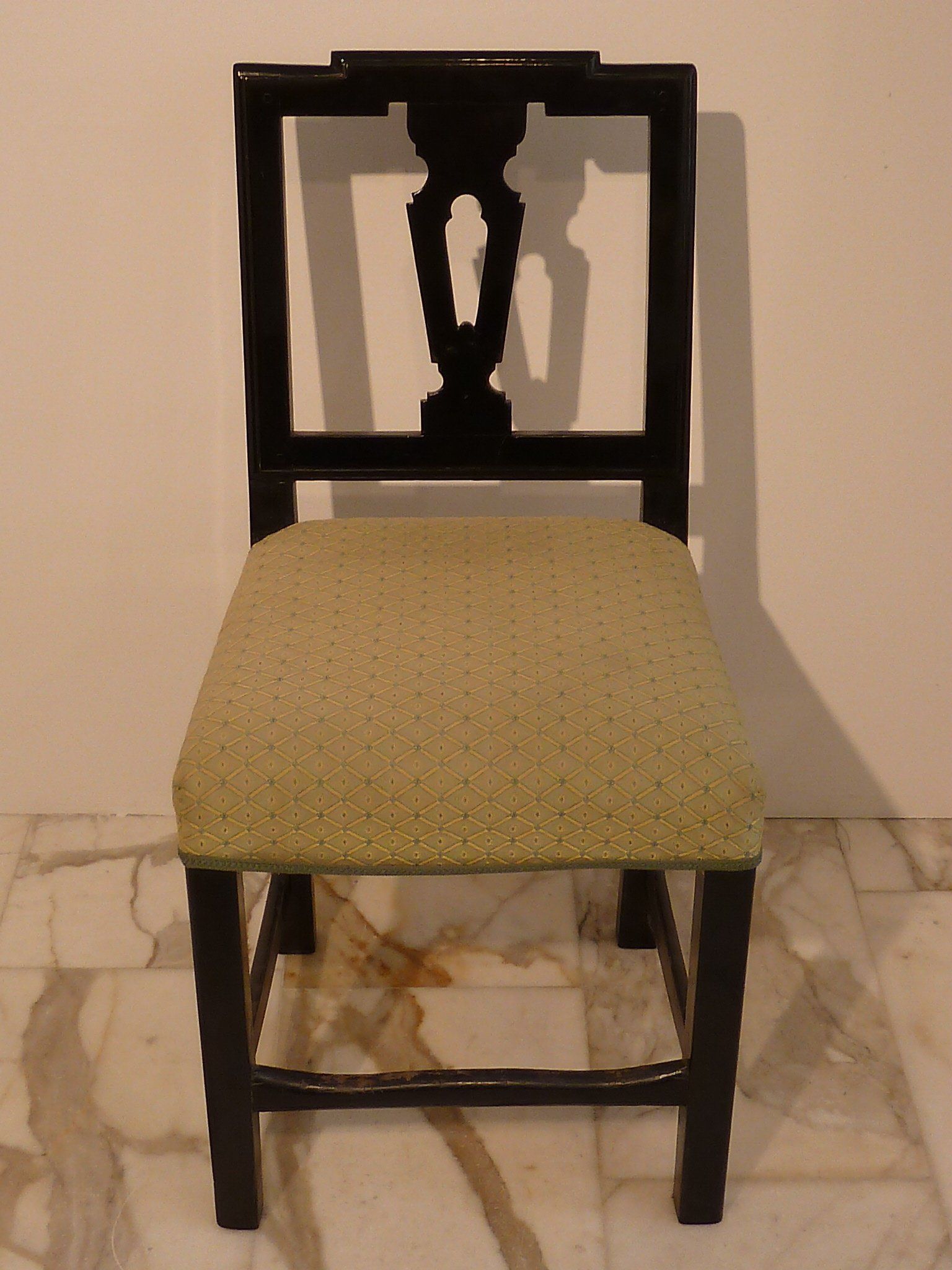 Josephinischer Stuhl um 1780 Josephinischer Stuhl um 1780